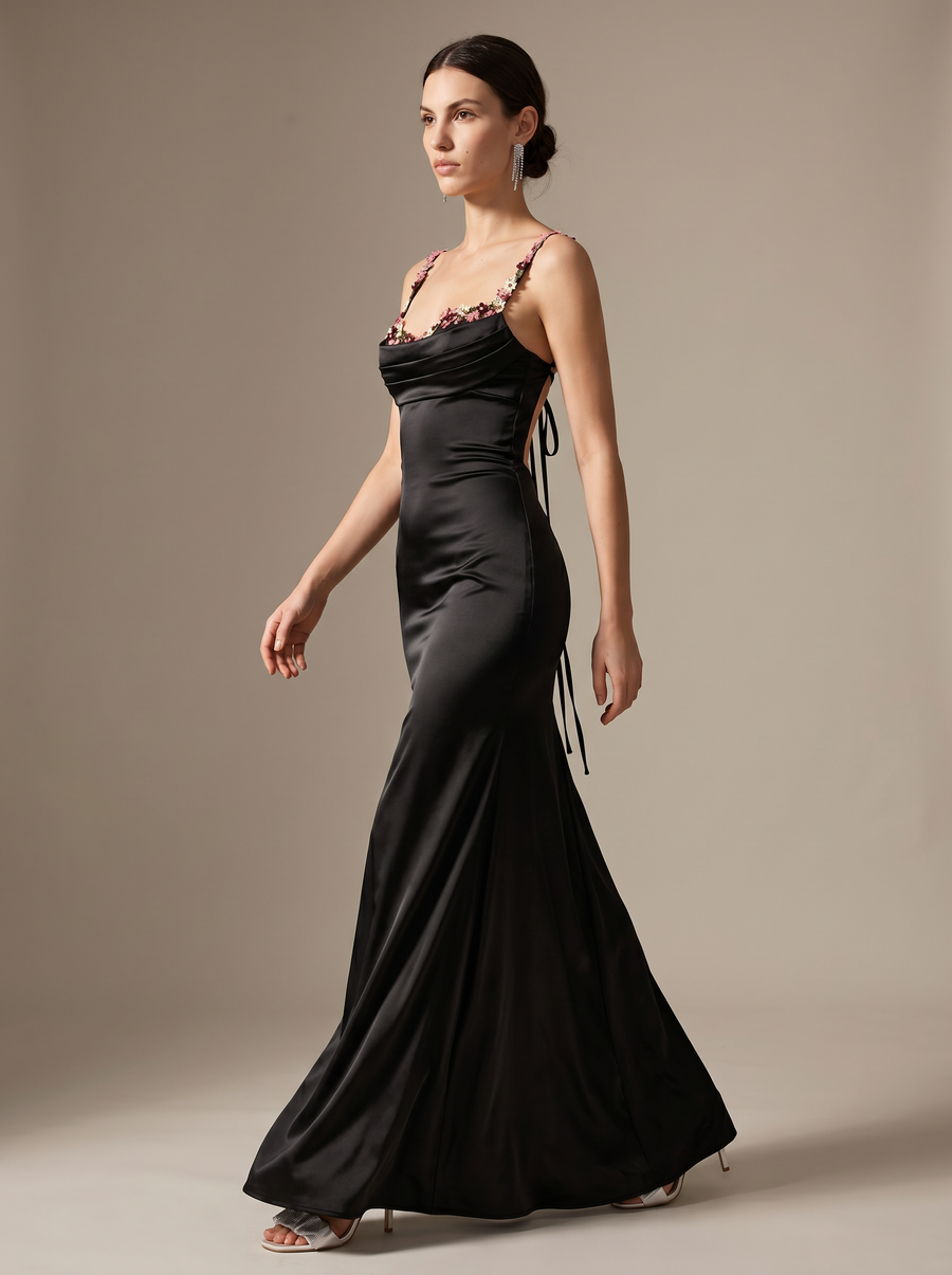 Black pose1