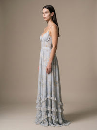 Amira Ivory Romance side