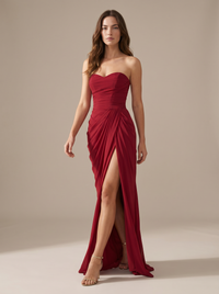 Sloane Red pose2