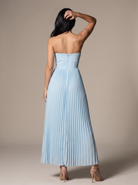 Jane Ocean Blue studio back