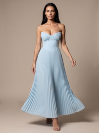 Jane Ocean Blue studio pose2