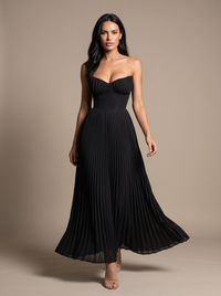 Jane Black studio pose2