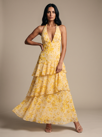 Elina Yellow studio pose1