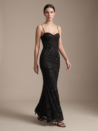 Lydia Black studio pose2