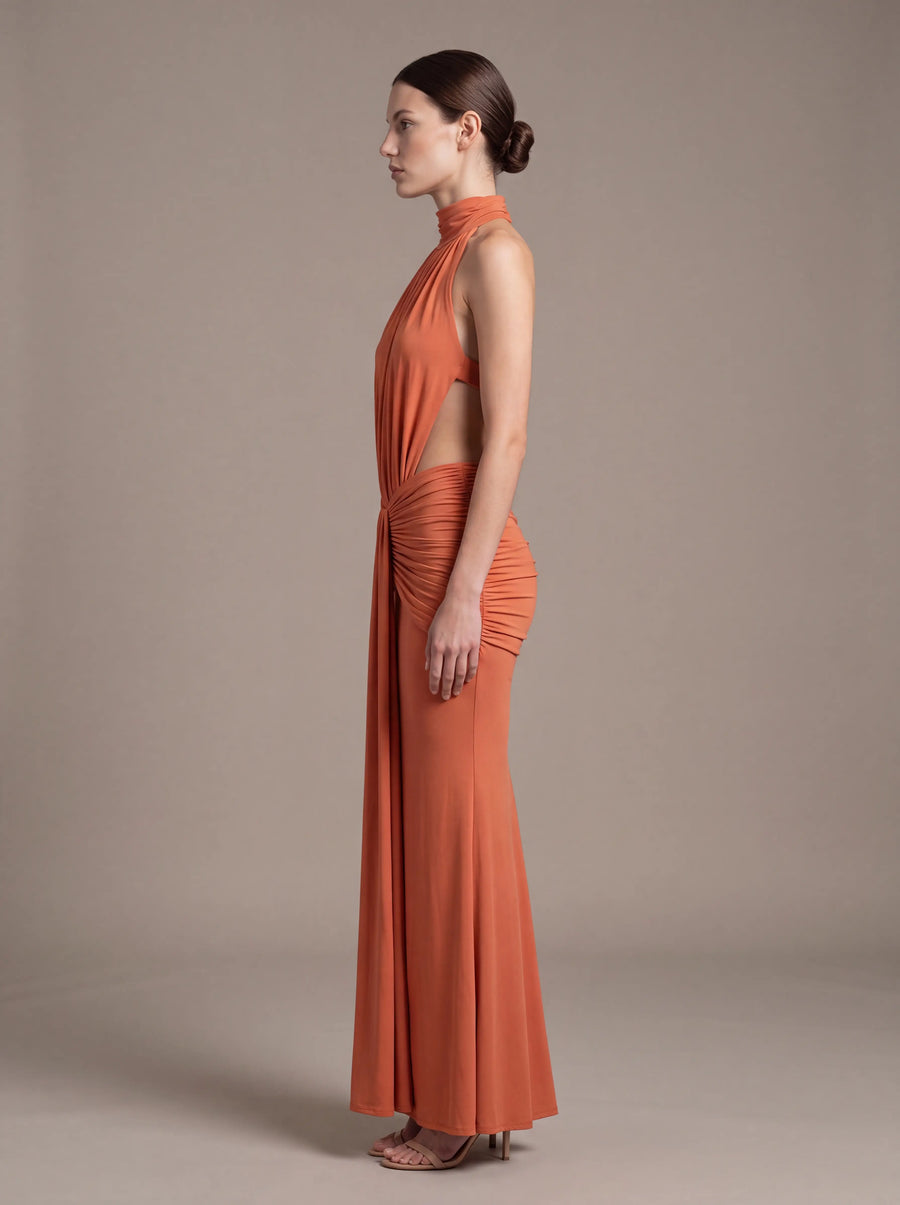 CLARA MAXI DRESS Orange Burnt studio side