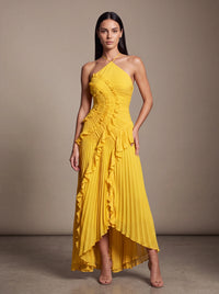 Aurelia Yellow Studio Turn