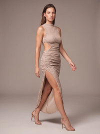 Cara Beige Studio Walk