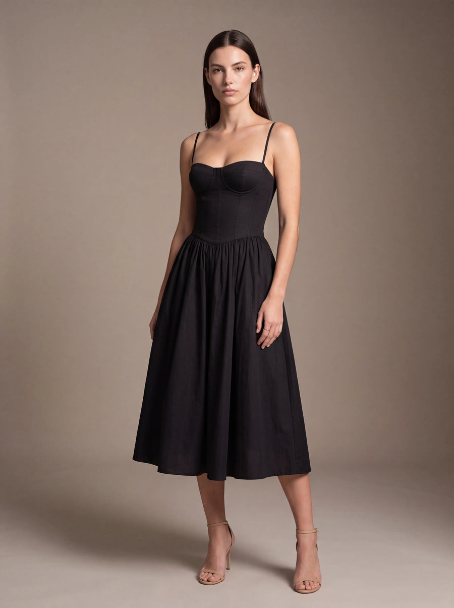 Bea Classic Black Studio Turn