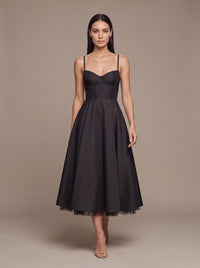 Amelie Black Studio Walk
