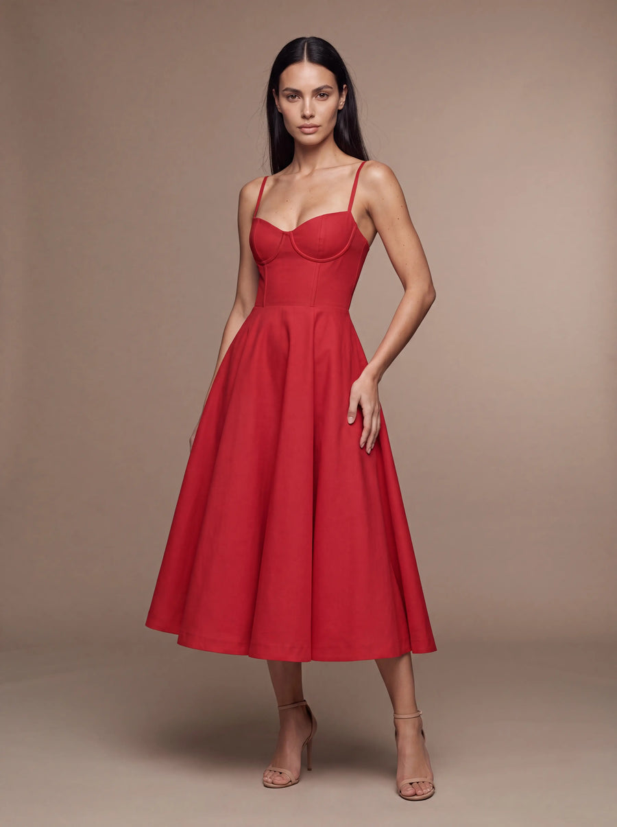 Amelie Red Studio Turn