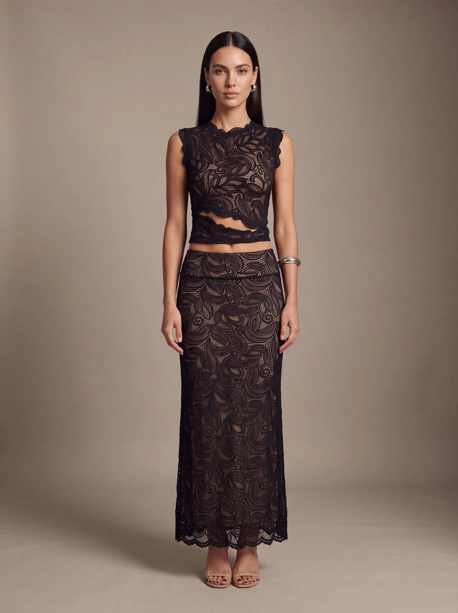 Lina Black Studio Front