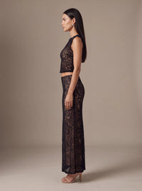 Lina Black Studio Side