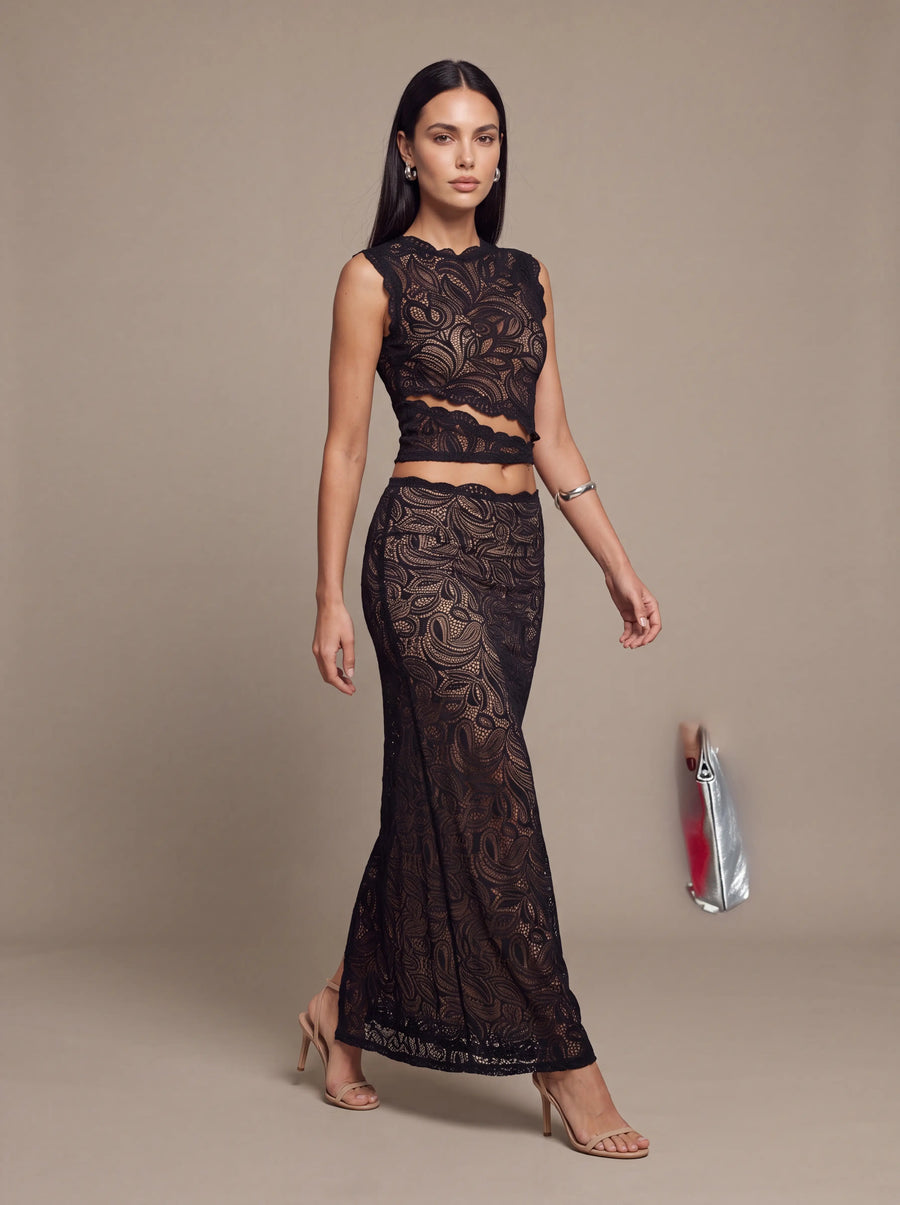 Lina Black Studio Walk
