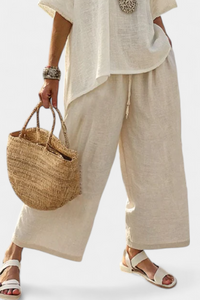 Beatrix – Comfortable Essential Shirt and Wide-Leg Trousers