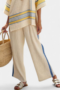 Miranda – Yellow Top and Linen Trousers