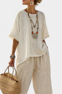 Beatrix – Comfortable Essential Shirt and Wide-Leg Trousers