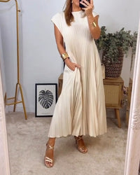 Isolde | Women's Pleated Short Sleeve Maxi Dress