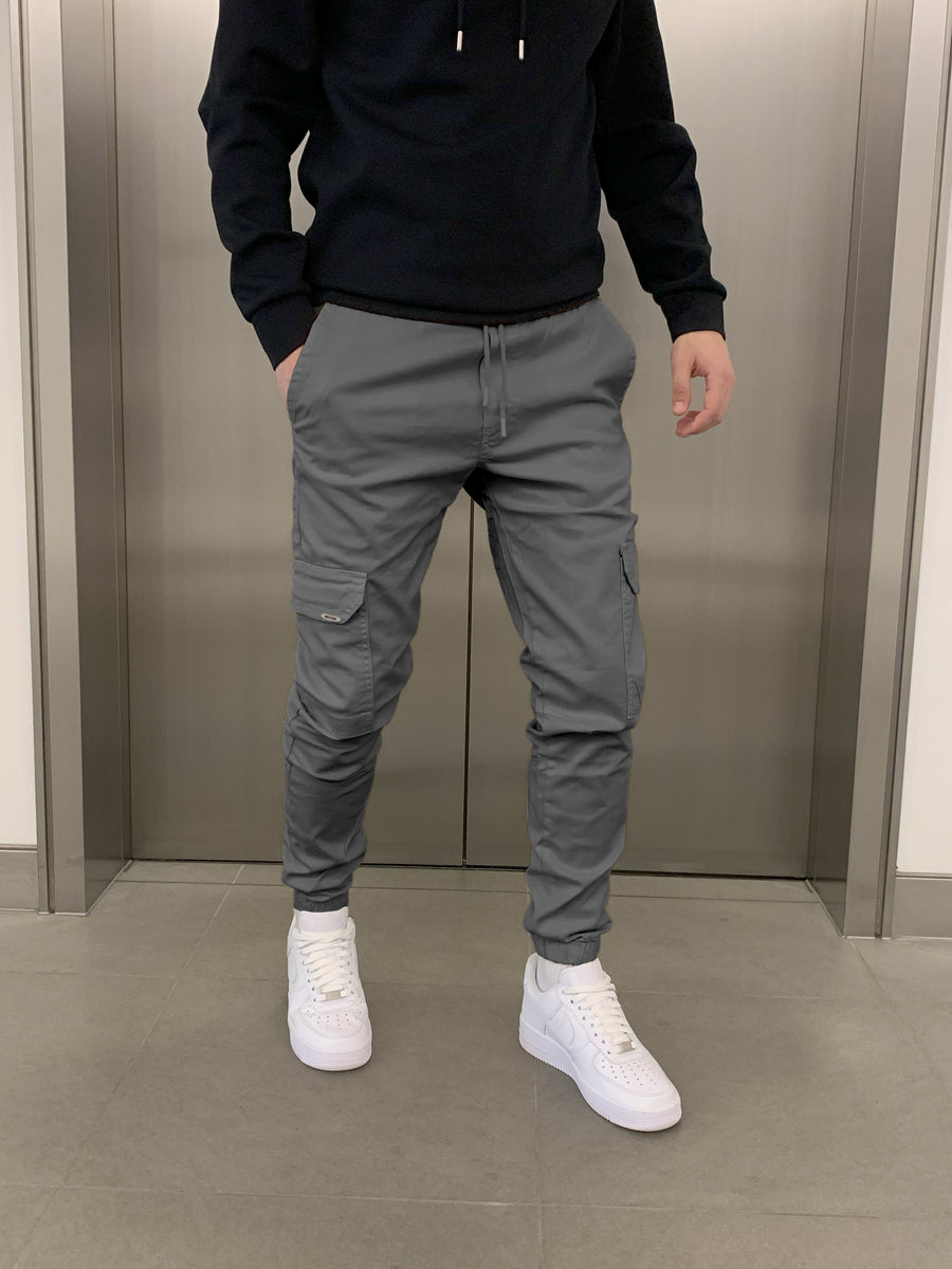 Crispin – Jogger-Cut Cargo Pants