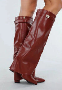 Olushia Suede Boots Red