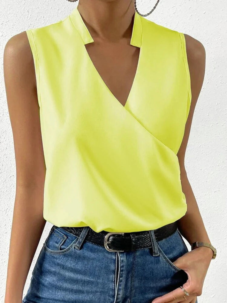 Linnea | Women's Floral Print Sleeveless V-Neck Blouse