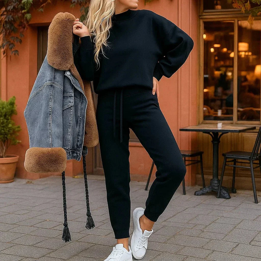 Deyanne Relaxed Sweatshirt and Pants Set