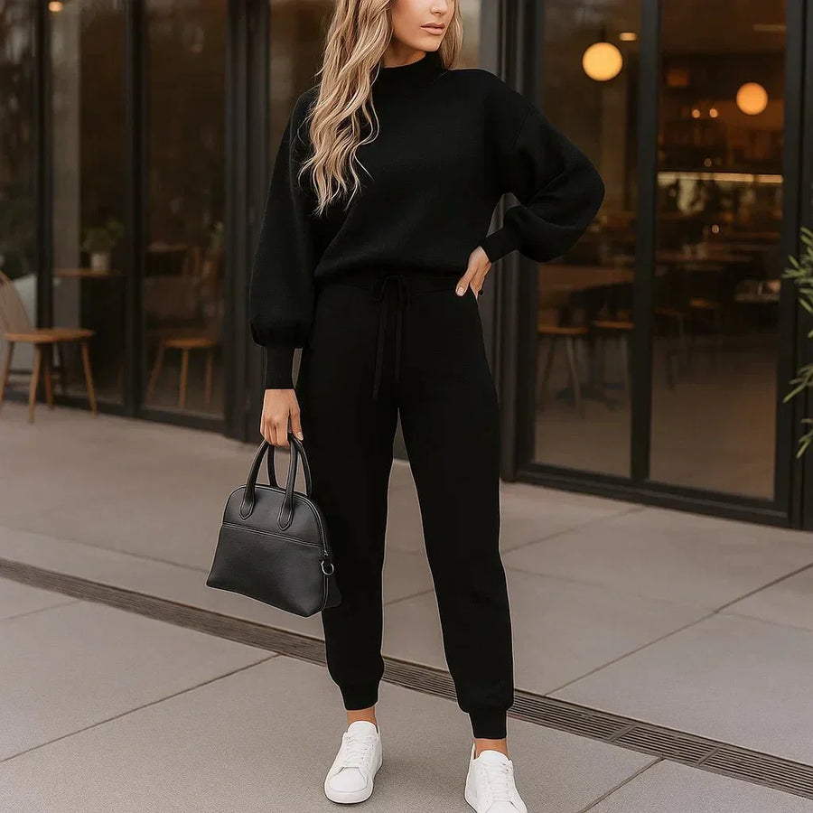 Deyanne Relaxed Sweatshirt and Pants Set