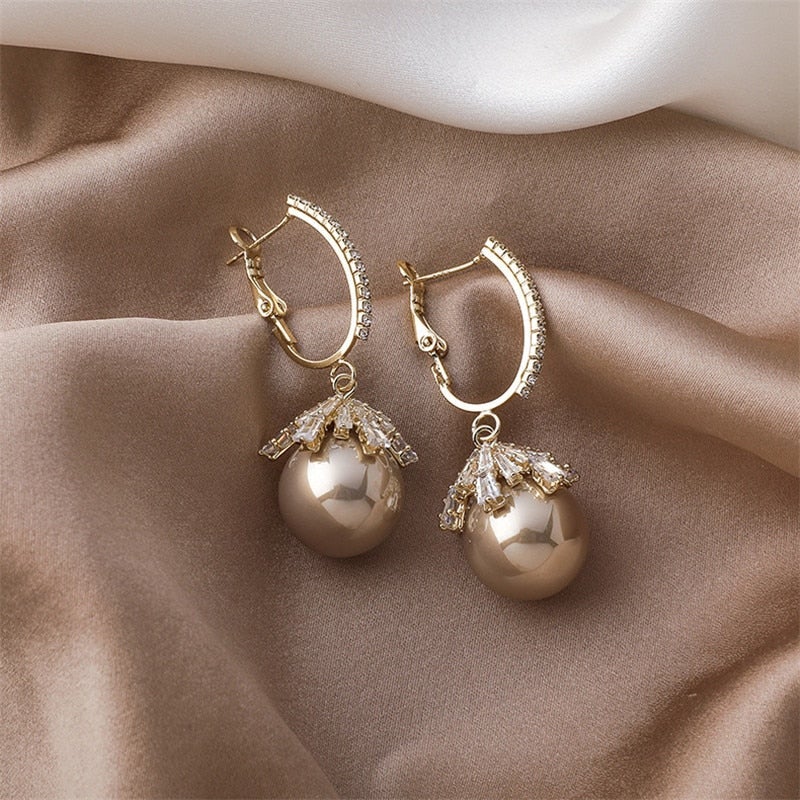Esmeray – Magnificent Pearl Earrings