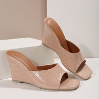 Naia | Women's Croc Textured Wedge Sandals