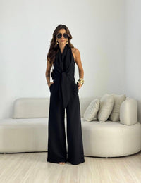 Robyn - Flowy Wide-Leg Elegant Jumpsuit with Defined Waist