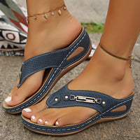 Oceania | Women's Thong Sandals with Adjustable Straps
