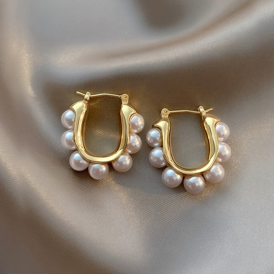 Lumiere – Pearl Cluster Hoop Earrings