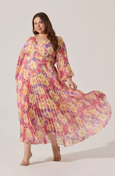 Revery Floral Long Sleeve Maxi Dress(Plus Size Yellow Pink Floral 1X)