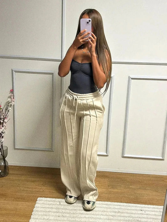 ARIANA | HIGH WAIST SWEATPANTS Beige