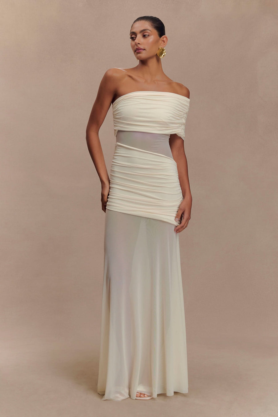 DALLAS | OFF-SHOULDER MAXI DRESS Ivory
