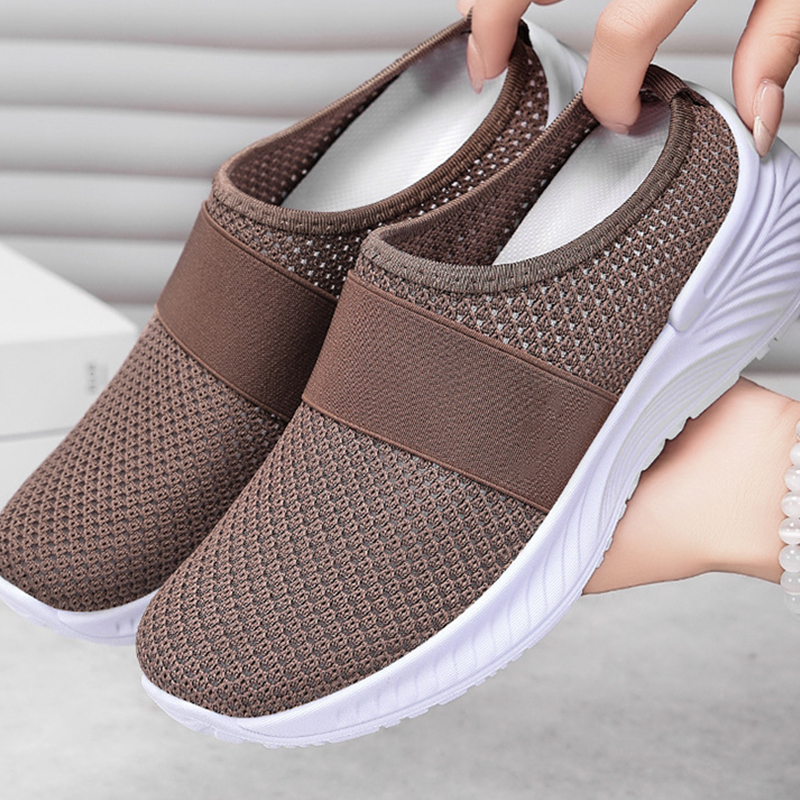Lara – Breathable Slip-On Comfort Shoes