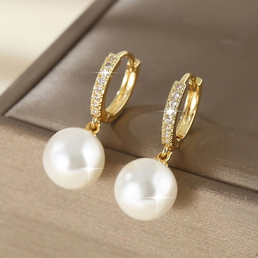 Cerelia – Geometric Pearl Drop Earrings
