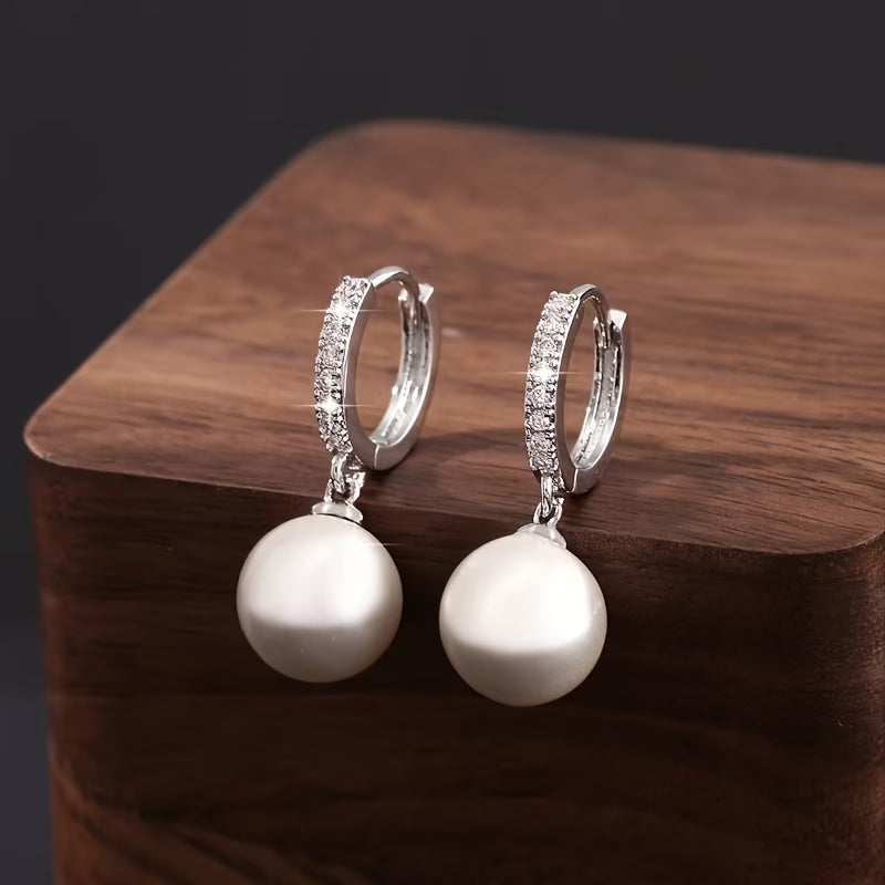 Cerelia – Geometric Pearl Drop Earrings