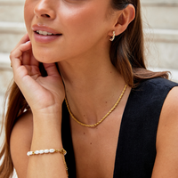 Illyria – Twisted Pearl Hoop Earrings