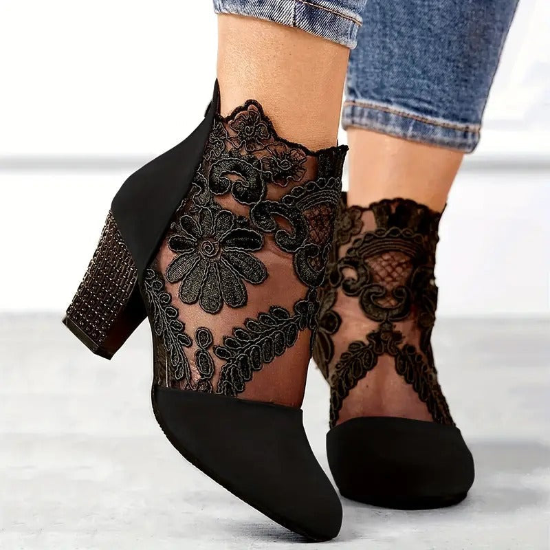 Vesper | Women's Floral Lace Block Heel Ankle Boot