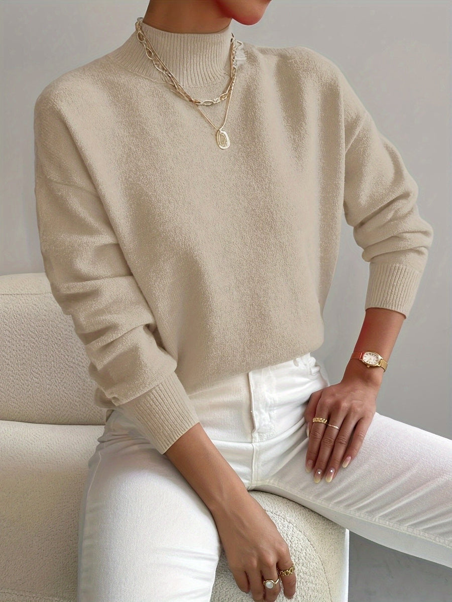 Layla | Women's Mock Turtleneck Relaxed-Fit Long Sleeve Sweater Beige