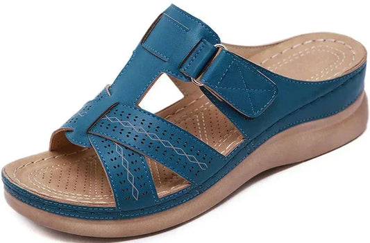 Zinnia | Women's Platform Buckle Sandals